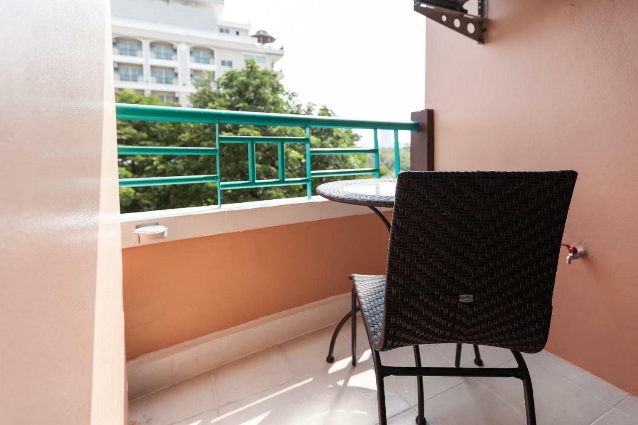 Vabua Asotel Bangkok Esterno foto
